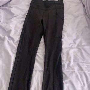 Lululemon Invigorate Leggings 25”